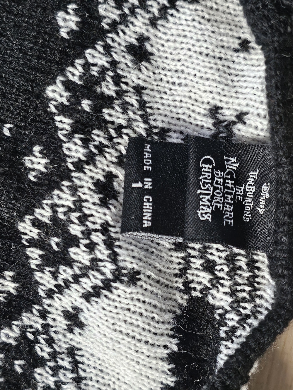 Nightmare Before Christmas Pattern Cardigan View 3